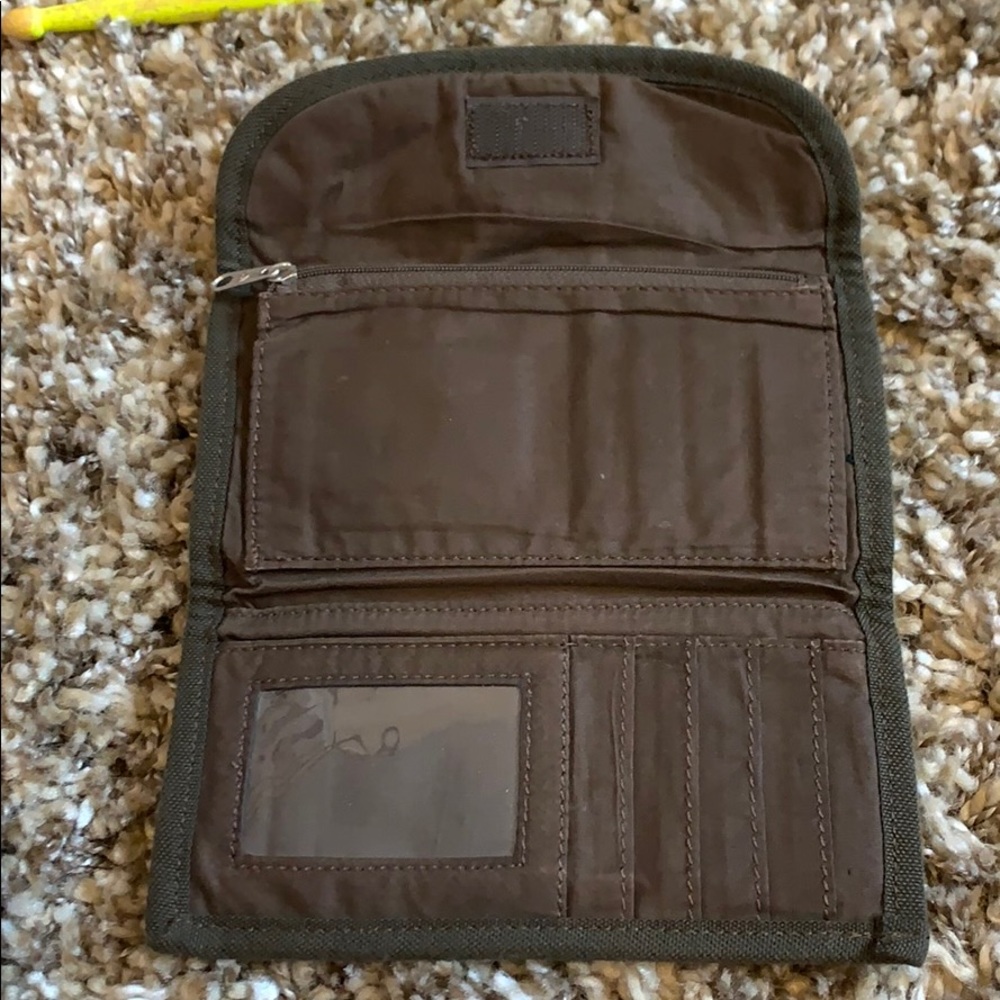 COPY - Wallet - Picture 3 of 4